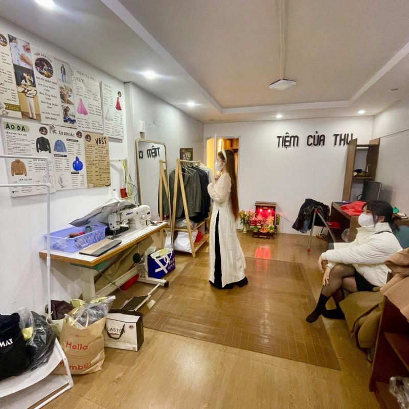 Tiệm Sửa Chữa Quần Áo Của Thu