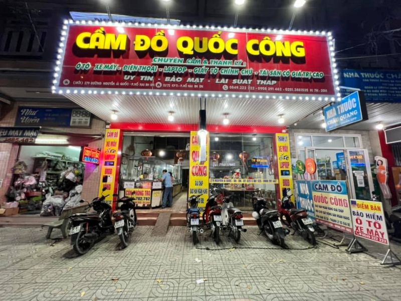 Cầm Đồ Quốc Công