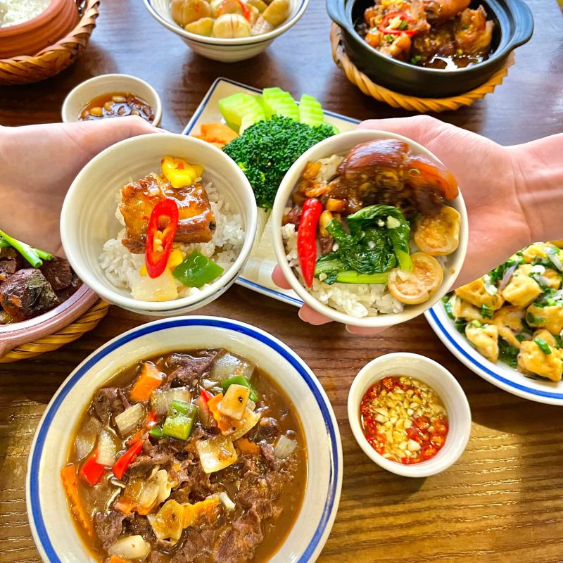 Tiệm Cơm 76A – Hương Vị Cơm Nhà Đậm Đà Như Mẹ Nấu