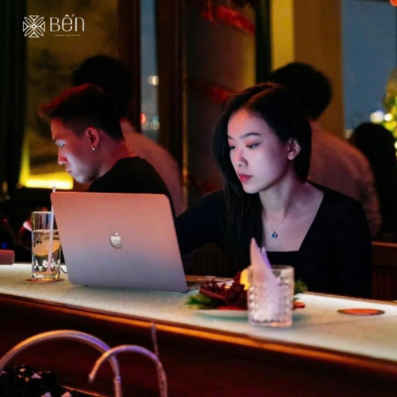 Bến Lakeside - Best Cocktail Bar in Hà Nội Bến Lakeside - Best Cocktail Bar in Hà Nội